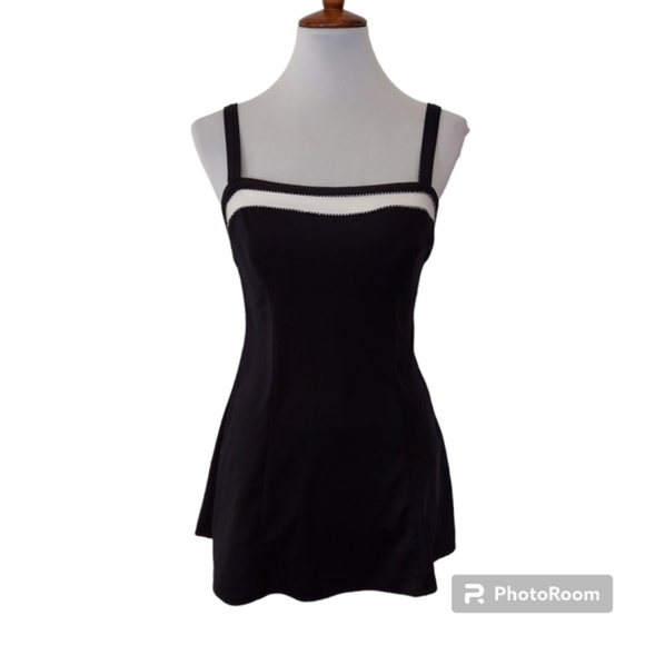 Vintage Beach‎ Cabana Black White Swim Dress Swimsuit One Piece - Picture 1 of 16